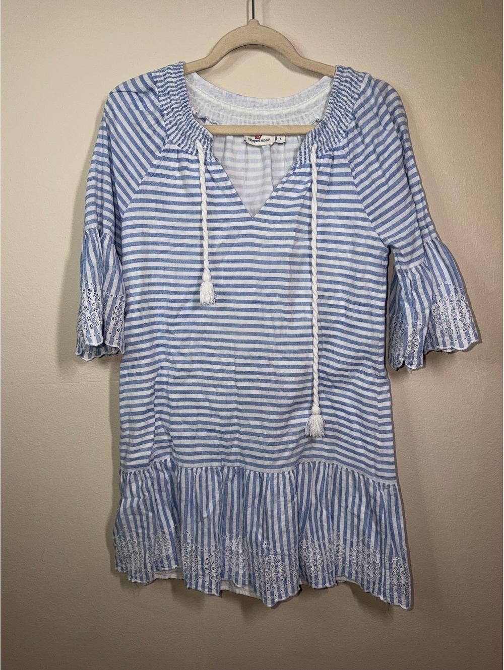 Vineyard Vines Blue and White Striped Dress Eyelet ruffles Size 4